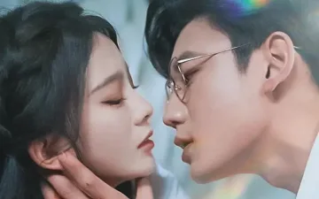 相爱穿梭百年